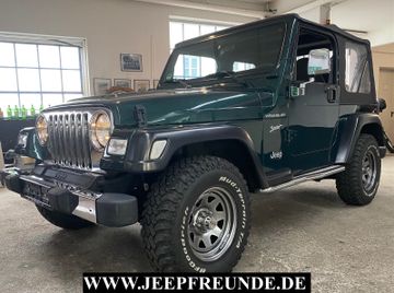 Jeep Wrangler 2,5 l Solid as a Rock !